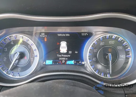 2015 Chrysler 300C из США, поврежденный, VIN 2C3CCAEG7FH779924